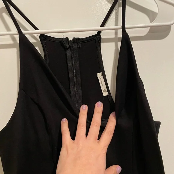 Soprano Lace Bodycon Dress Fitted night-out prom mini dress - Picture 6 of 8